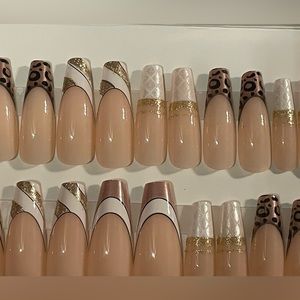 24 Pieces Fake Press On Nails Leopard and French Tip